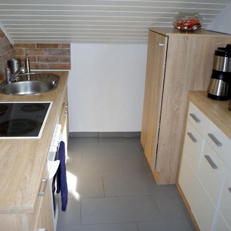 Ferienwohnung Taunus Im Gruenen Obergeschoss Langgons Exterior photo